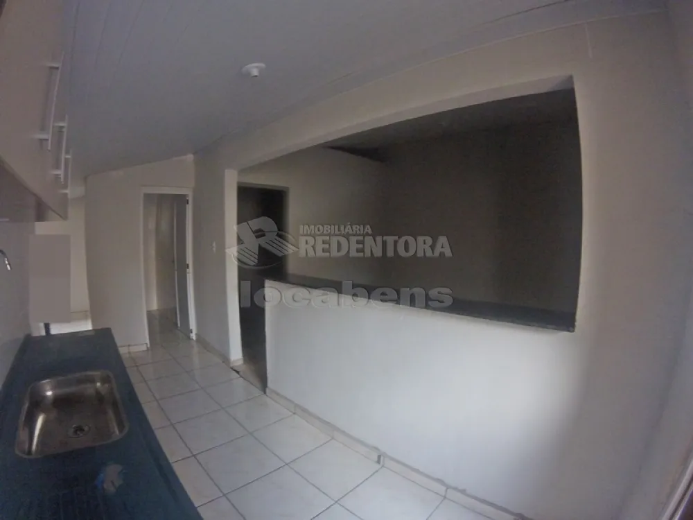 Alugar Casa / Padrão em São José do Rio Preto R$ 850,00 - Foto 5