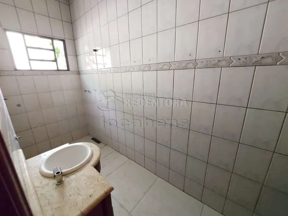 Alugar Casa / Padrão em São José do Rio Preto R$ 1.400,00 - Foto 8