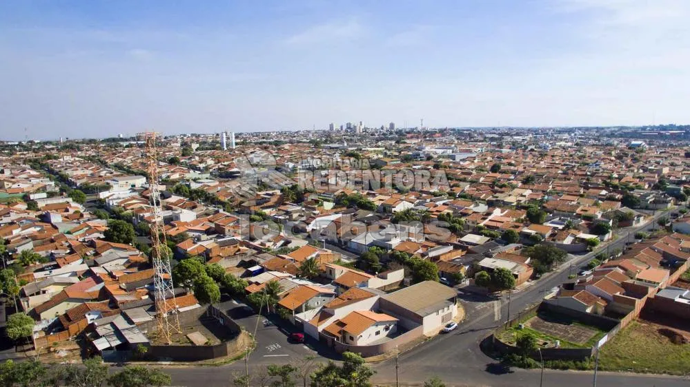 Comprar Terreno / Padrão em Mirassol R$ 120.000,00 - Foto 3