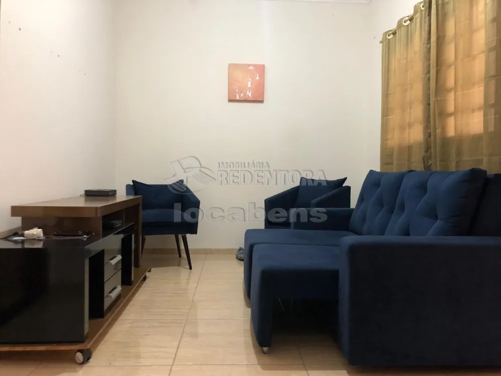 Alugar Casa / Padrão em São José do Rio Preto R$ 1.100,00 - Foto 3