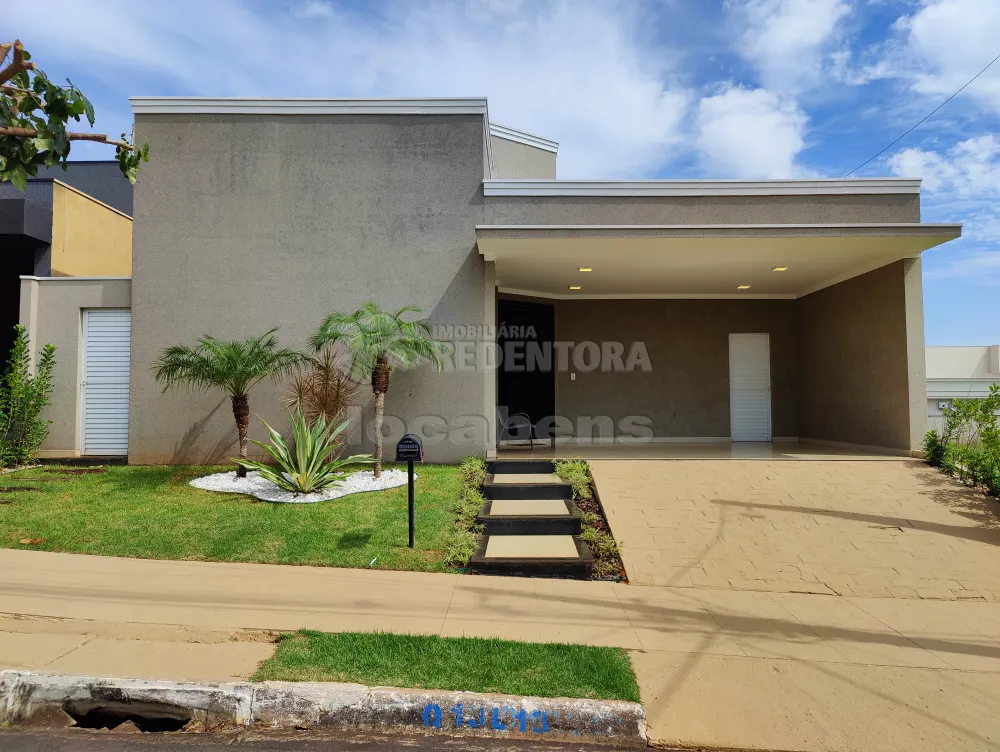 Casa de Condomínio à venda com 3 quartos, 218m² - Foto 1