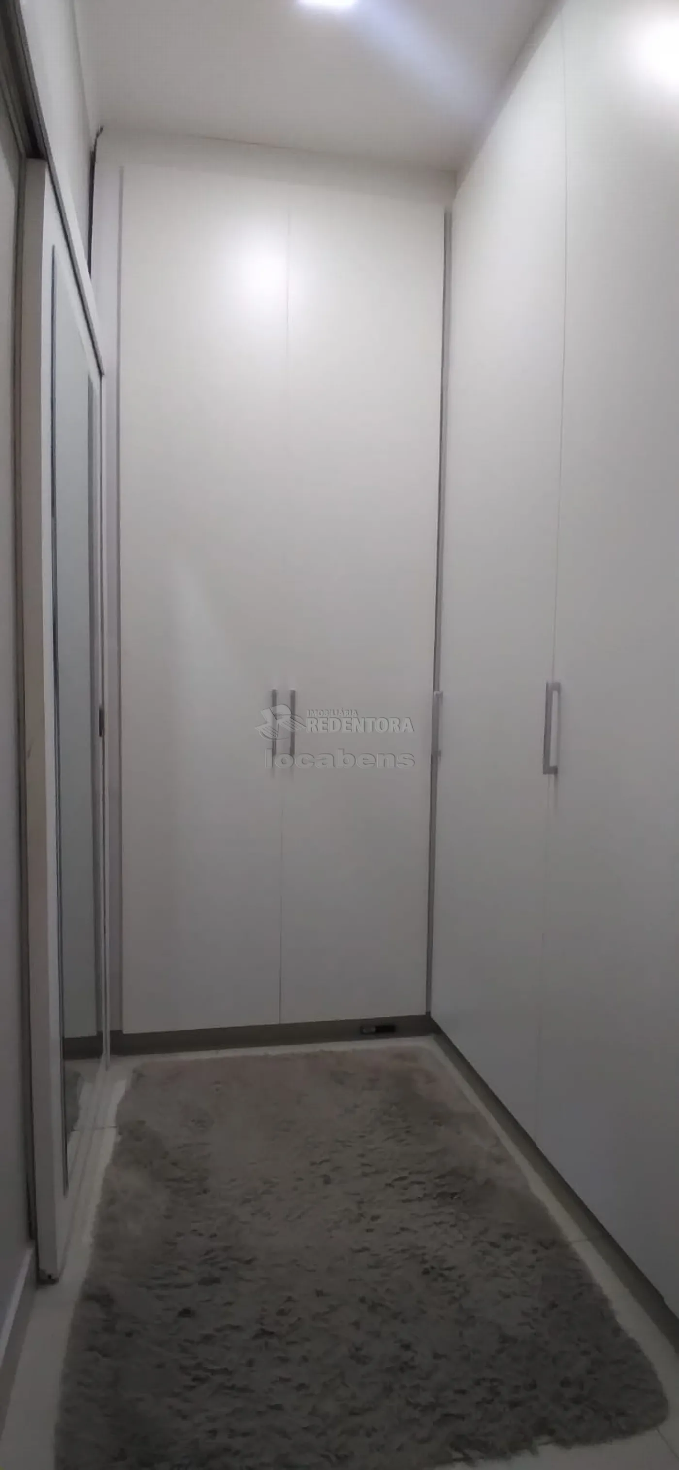 Casa de Condomínio para alugar com 3 quartos, 218m² - Foto 11