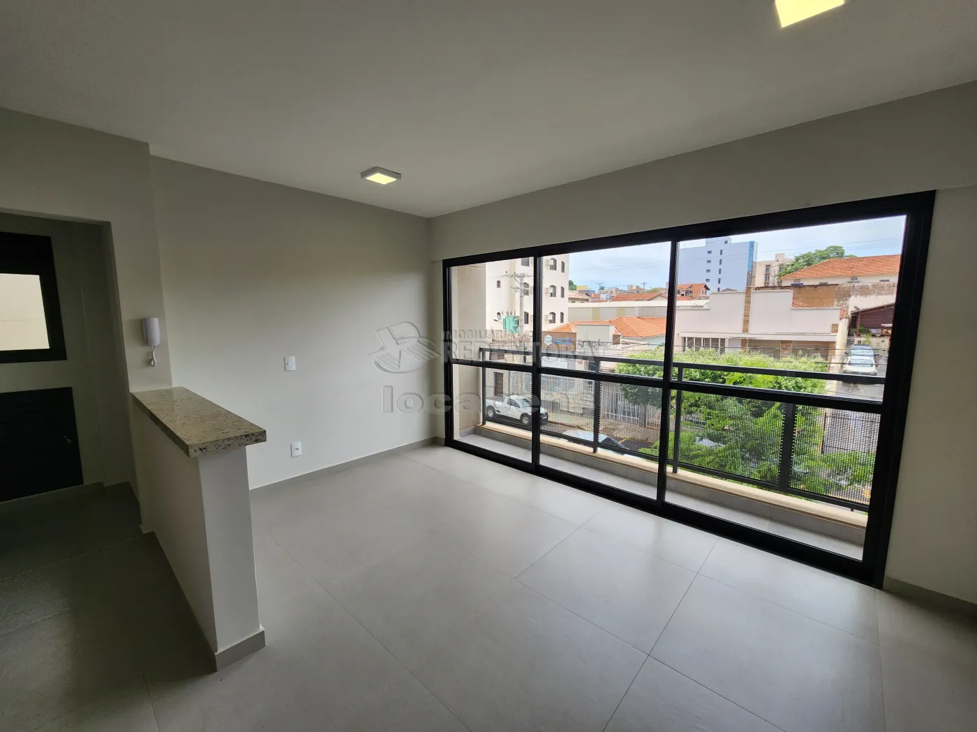 Alugar Apartamento / Padrão em São José do Rio Preto R$ 1.850,00 - Foto 3