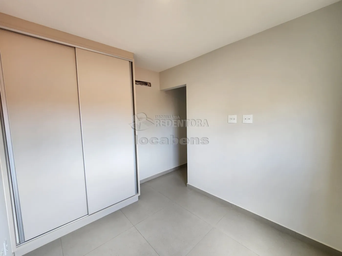 Alugar Apartamento / Padrão em São José do Rio Preto R$ 1.850,00 - Foto 11