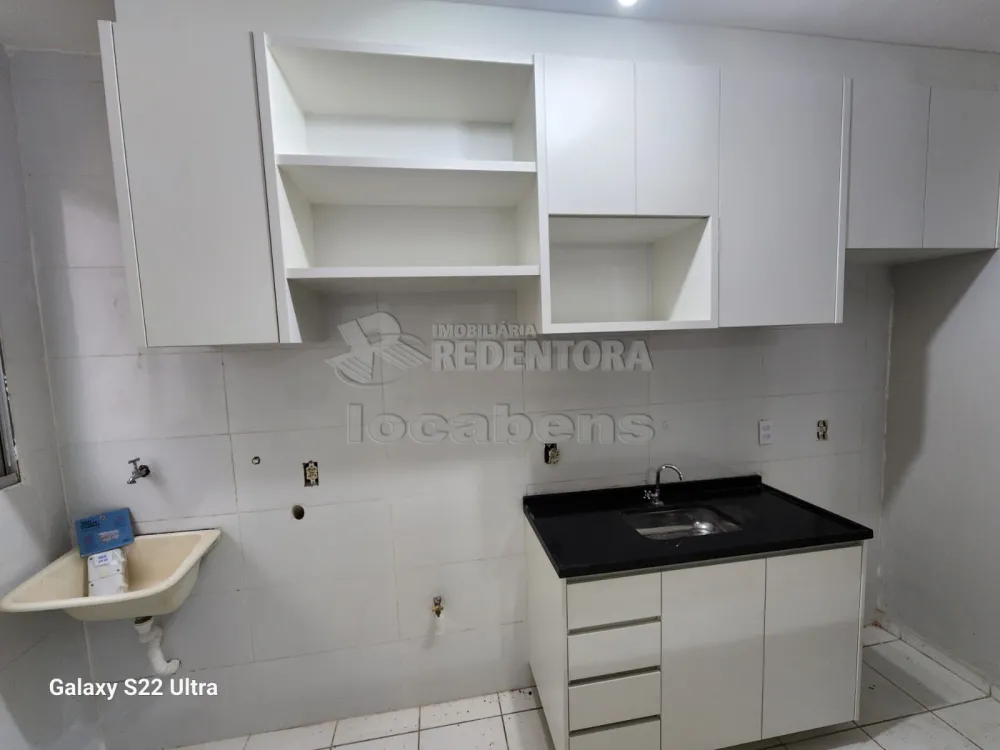 Alugar Apartamento / Padrão em São José do Rio Preto apenas R$ 700,00 - Foto 3