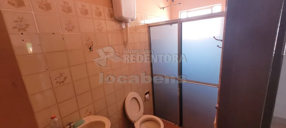 Alugar Casa / Padrão em São José do Rio Preto R$ 1.500,00 - Foto 8