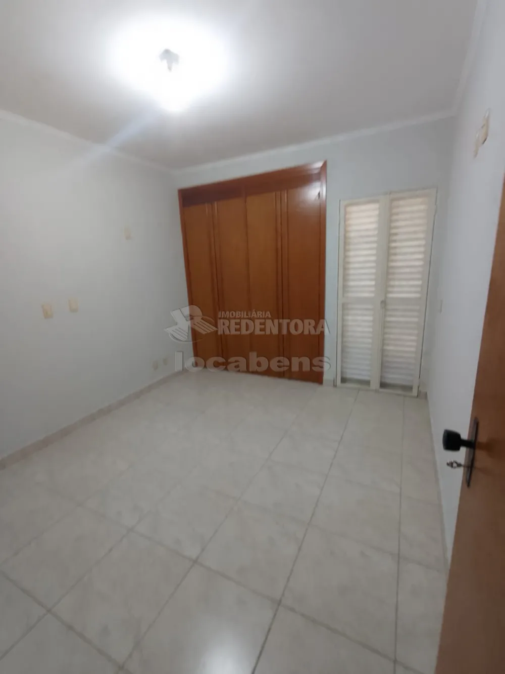 Comprar Apartamento / Padrão em São José do Rio Preto apenas R$ 350.000,00 - Foto 1