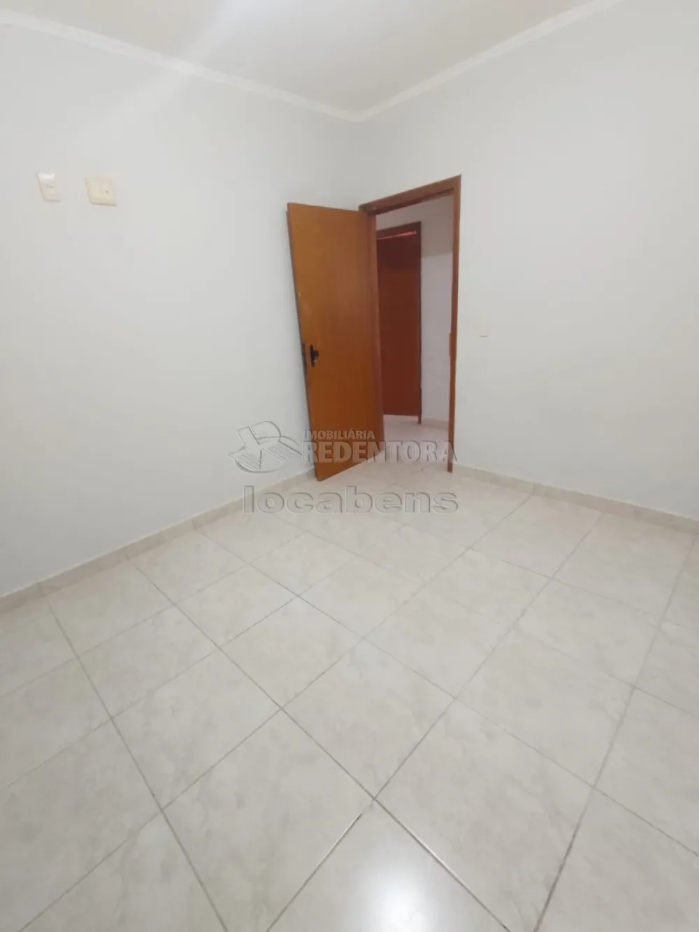 Comprar Apartamento / Padrão em São José do Rio Preto R$ 350.000,00 - Foto 5