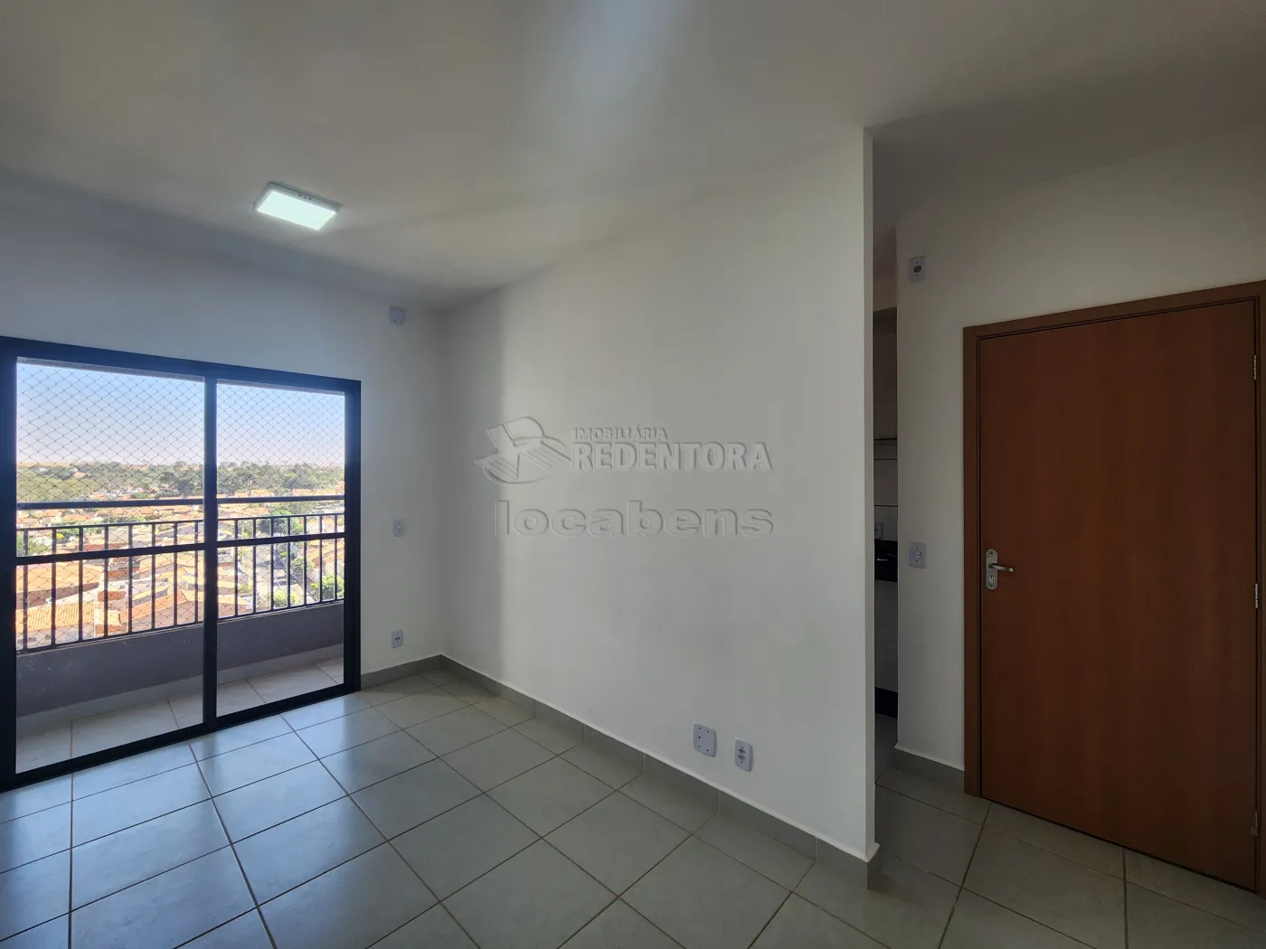 Alugar Apartamento / Padrão em São José do Rio Preto R$ 1.300,00 - Foto 1