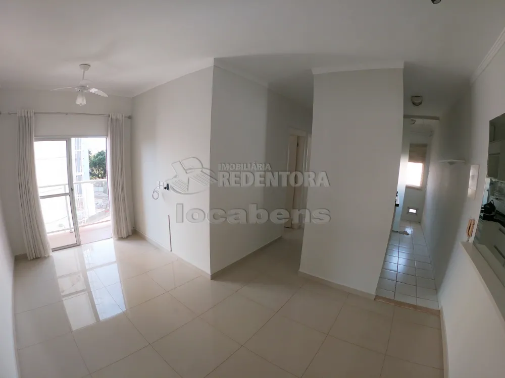 Alugar Apartamento / Padrão em São José do Rio Preto R$ 900,00 - Foto 1