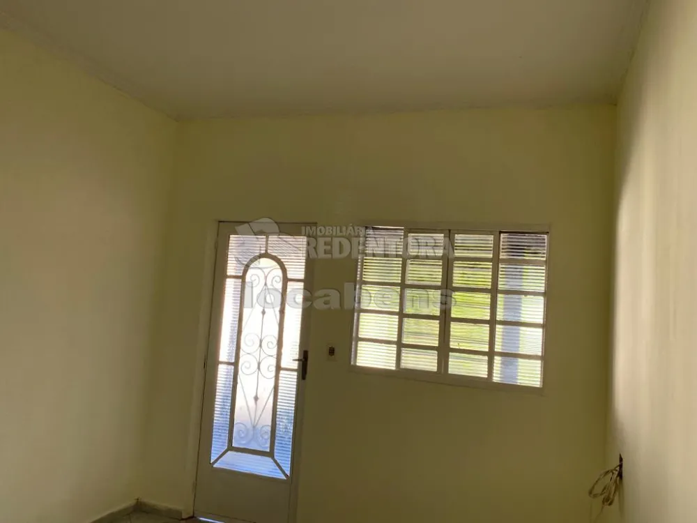 Alugar Casa / Padrão em São José do Rio Preto R$ 2.000,00 - Foto 13