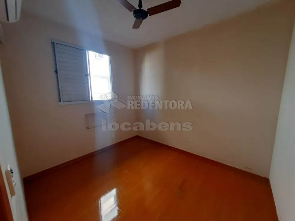 Alugar Apartamento / Padrão em São José do Rio Preto R$ 500,00 - Foto 3