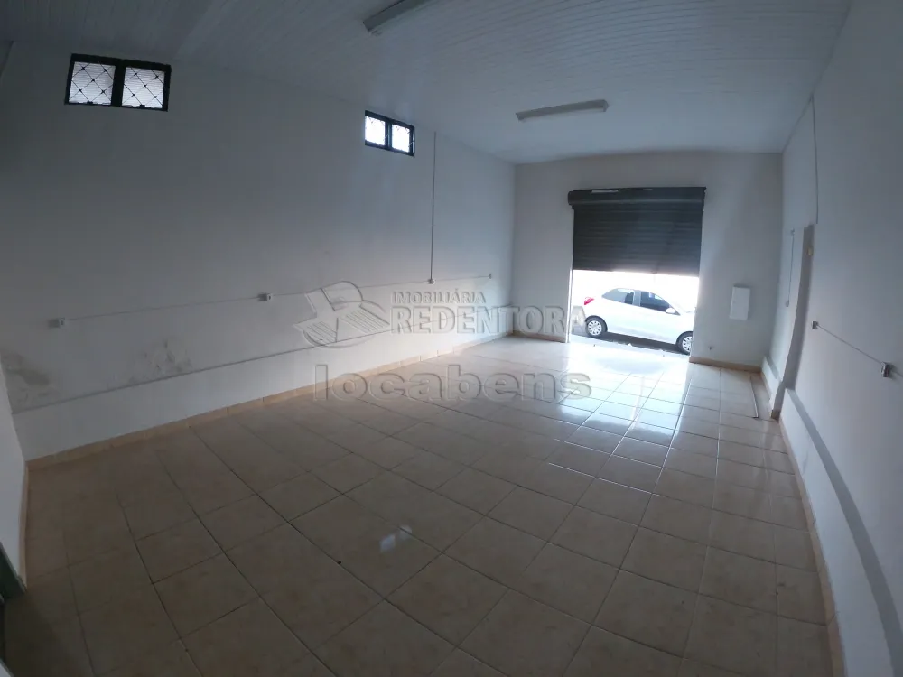 Alugar Comercial / Salão em São José do Rio Preto R$ 650,00 - Foto 2