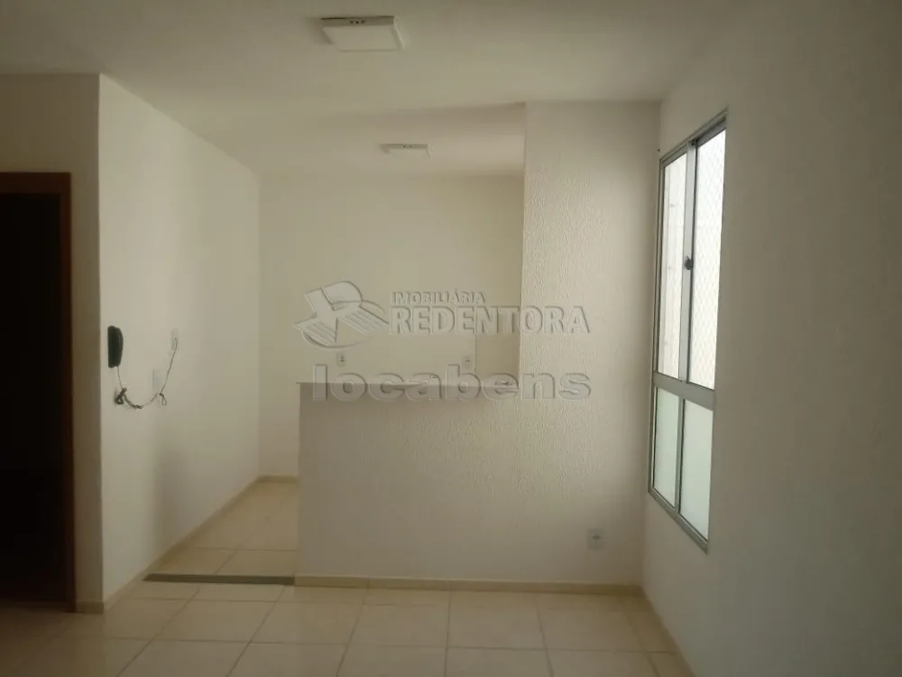 Alugar Apartamento / Padrão em São José do Rio Preto R$ 700,00 - Foto 1