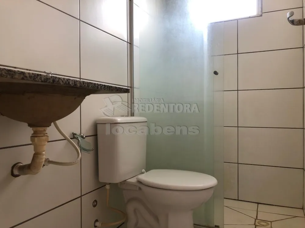 Alugar Apartamento / Padrão em São José do Rio Preto R$ 600,00 - Foto 6