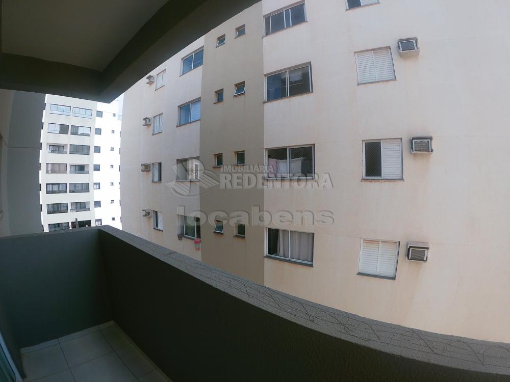 Alugar Apartamento / Padrão em São José do Rio Preto R$ 1.350,00 - Foto 4