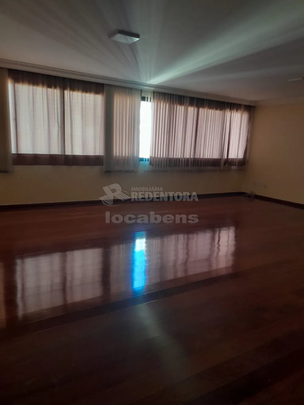 Alugar Apartamento / Padrão em São José do Rio Preto apenas R$ 700,00 - Foto 1