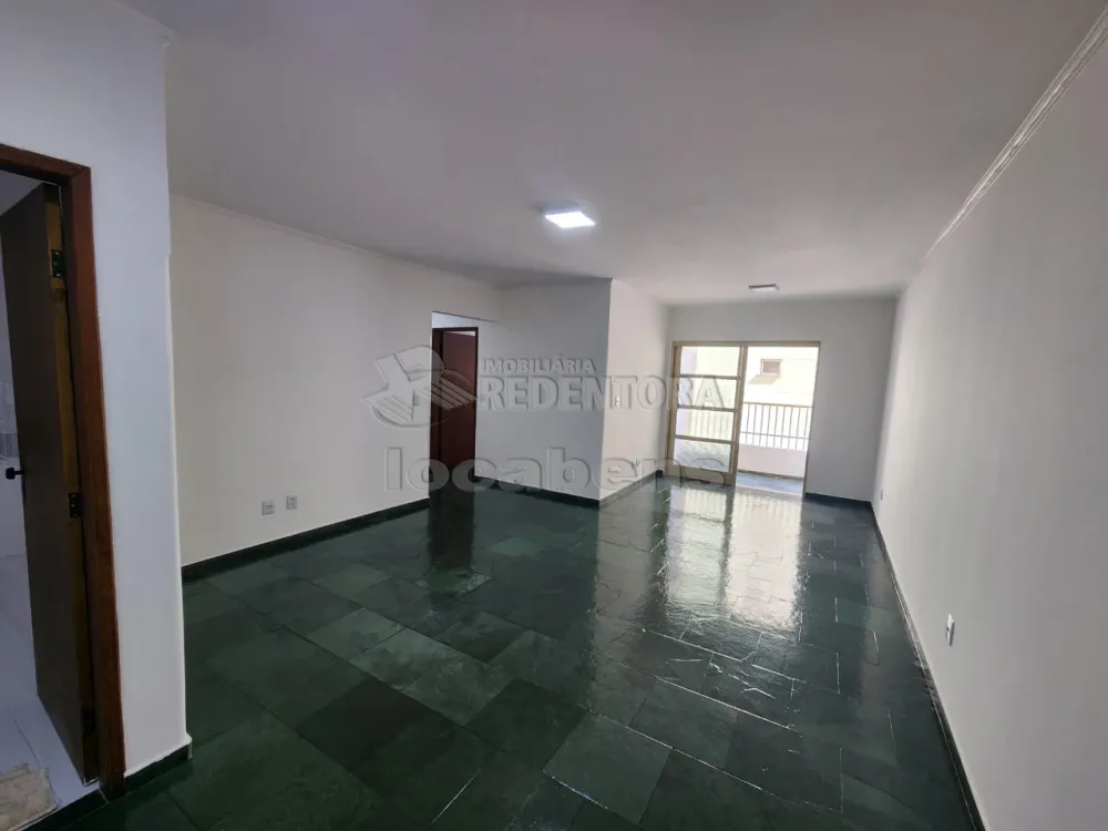 Comprar Apartamento / Padrão em São José do Rio Preto R$ 290.000,00 - Foto 1