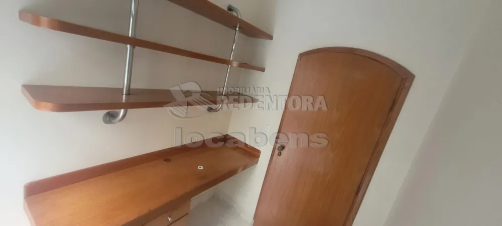 Alugar Casa / Padrão em São José do Rio Preto R$ 4.000,00 - Foto 17