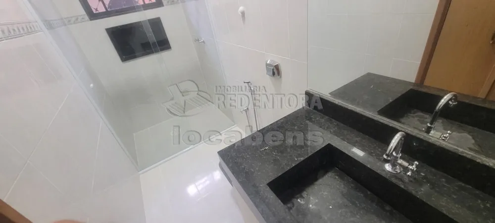 Alugar Casa / Padrão em São José do Rio Preto R$ 4.000,00 - Foto 31