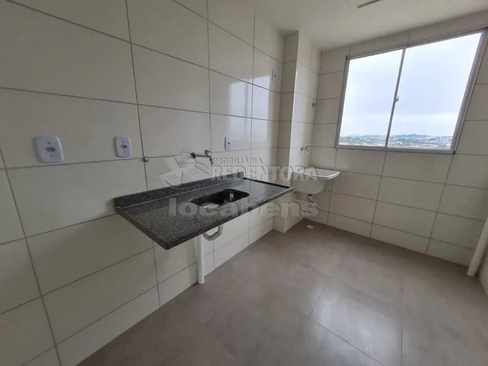 Comprar Apartamento / Padrão em São José do Rio Preto apenas R$ 250.000,00 - Foto 4