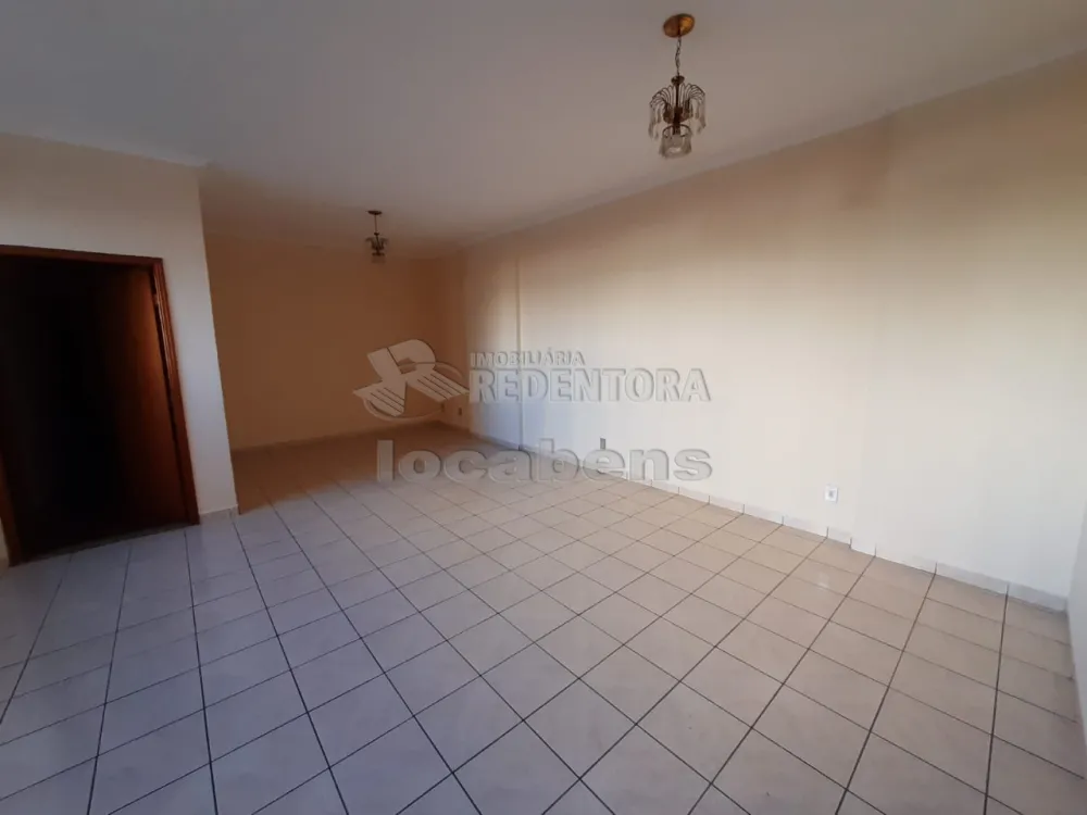 Comprar Apartamento / Padrão em São José do Rio Preto - Foto 1