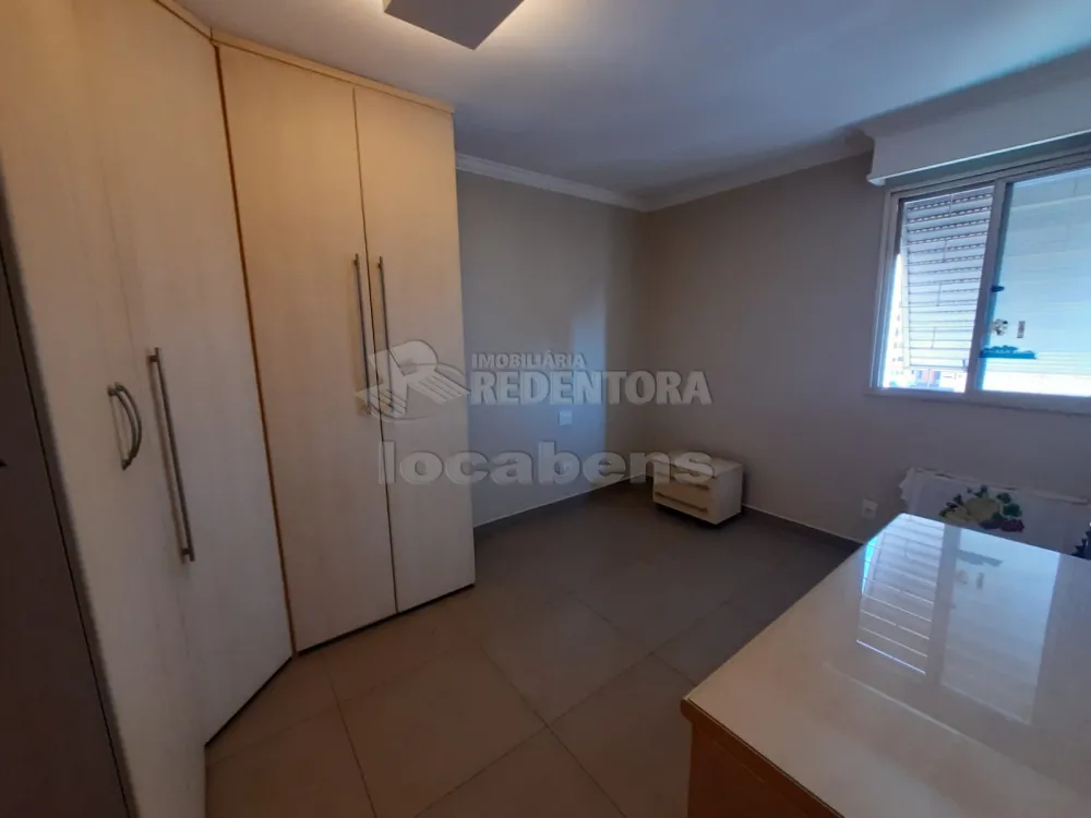 Alugar Apartamento / Padrão em São José do Rio Preto R$ 2.500,00 - Foto 10