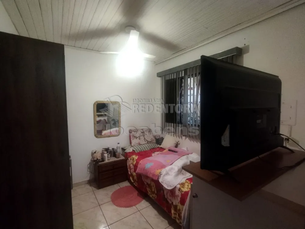 Comprar Casa / Padrão em São José do Rio Preto R$ 230.000,00 - Foto 11