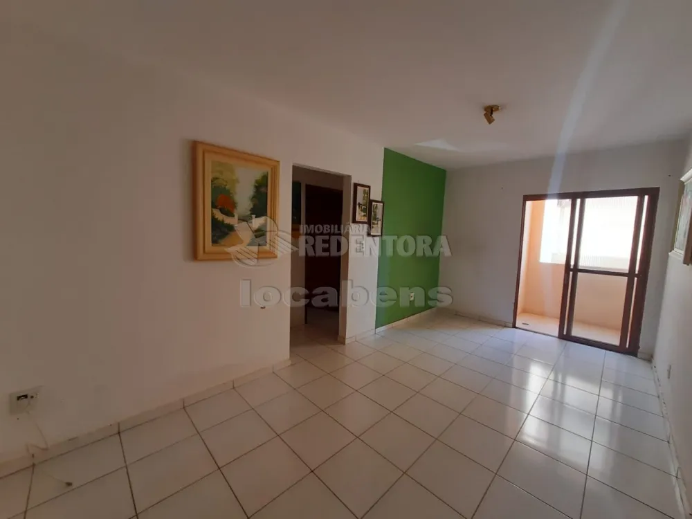 Comprar Apartamento / Padrão em São José do Rio Preto R$ 270.000,00 - Foto 1