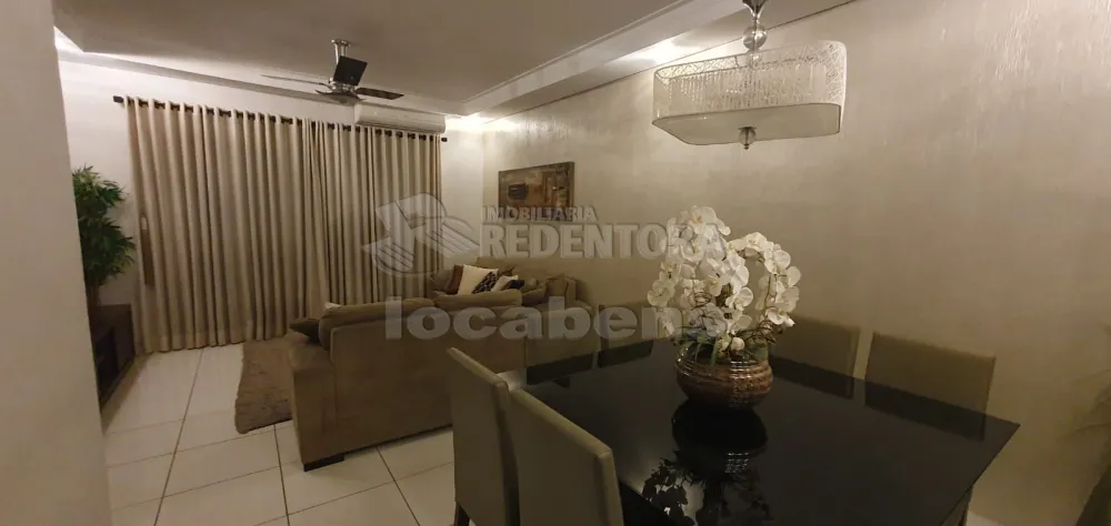 Comprar Casa / Padrão em São José do Rio Preto R$ 490.000,00 - Foto 1