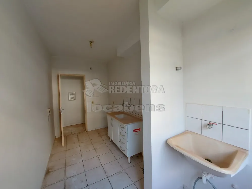 Alugar Apartamento / Padrão em São José do Rio Preto apenas R$ 750,00 - Foto 4