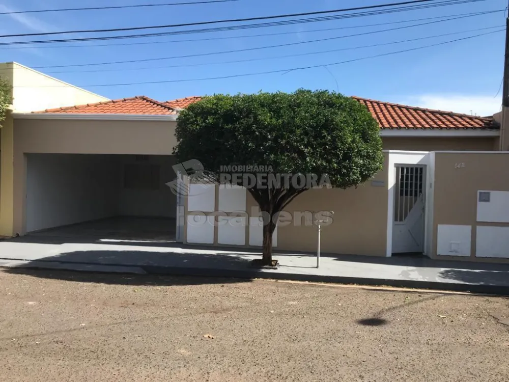 Casa à venda com 3 quartos, 102m² - Foto 1