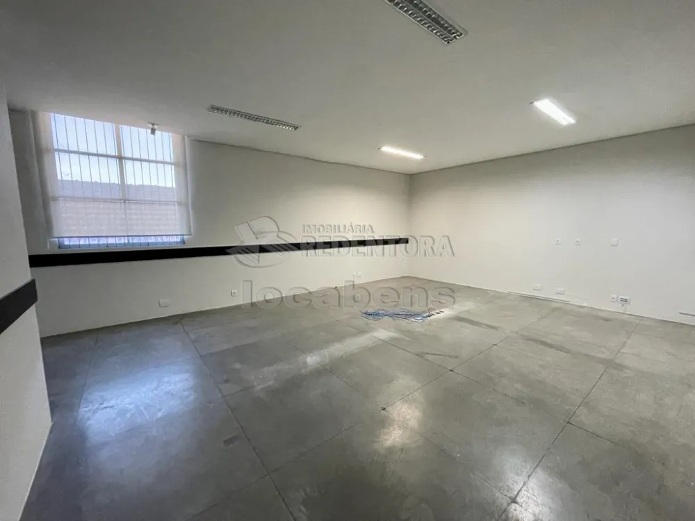 Alugar Comercial / Salão em Catanduva R$ 8.500,00 - Foto 8