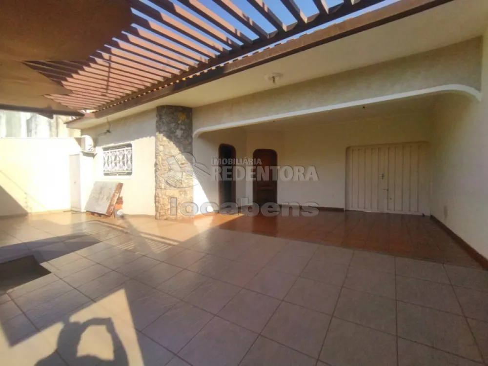 Comprar Casa / Padrão em São José do Rio Preto R$ 400.000,00 - Foto 2