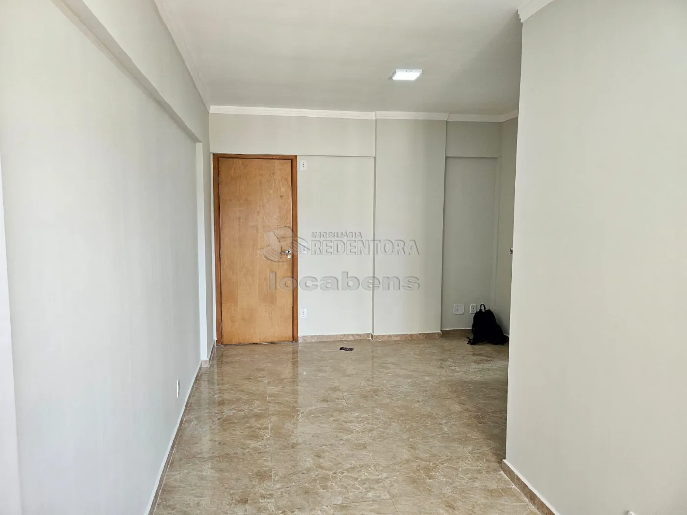 Apartamento à venda com 2 quartos, 70m² - Foto 5