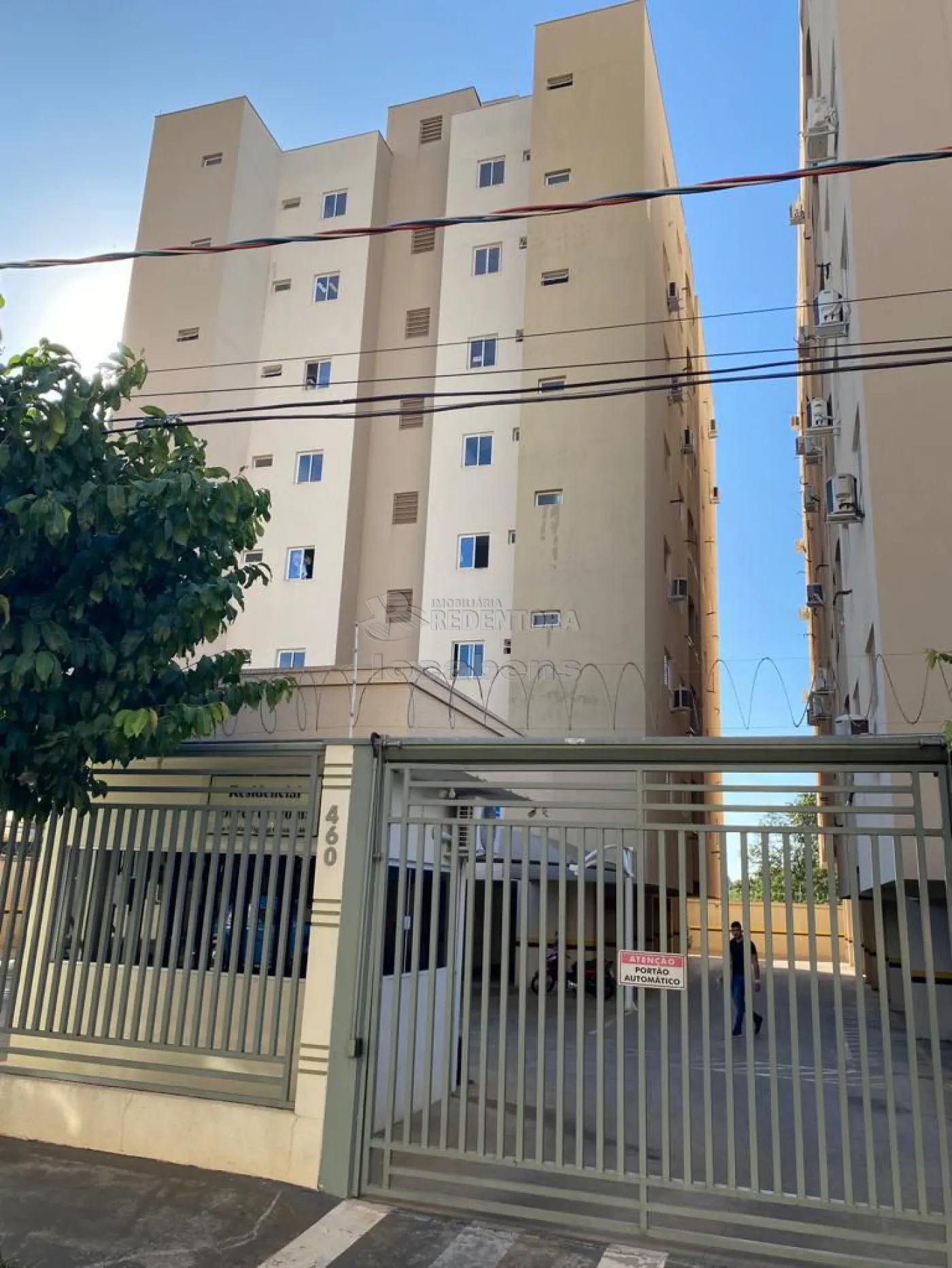 Alugar Apartamento / Padrão em São José do Rio Preto R$ 1.450,00 - Foto 1