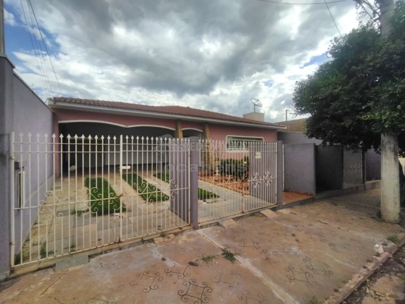 Alugar Casa / Padrão em São José do Rio Preto apenas R$ 2.800,00 - Foto 1