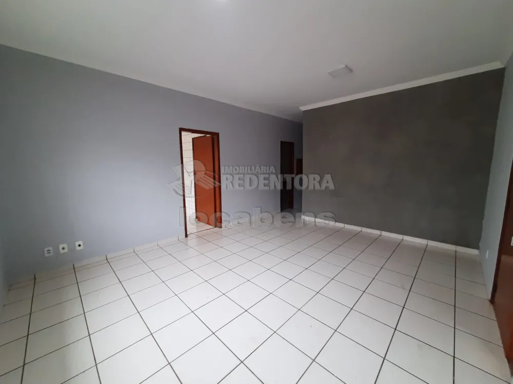 Casa para alugar com 3 quartos, 130m² - Foto 3