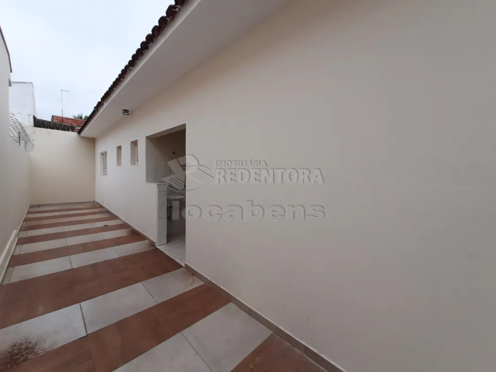 Casa para alugar com 3 quartos, 130m² - Foto 16