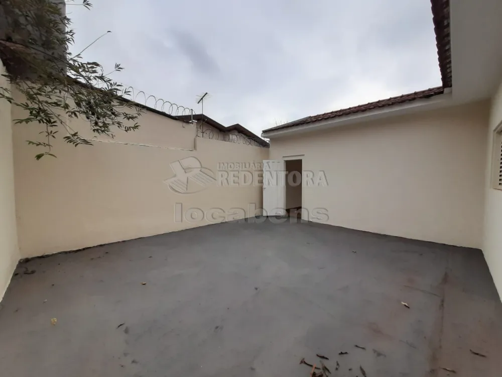 Casa para alugar com 3 quartos, 130m² - Foto 18