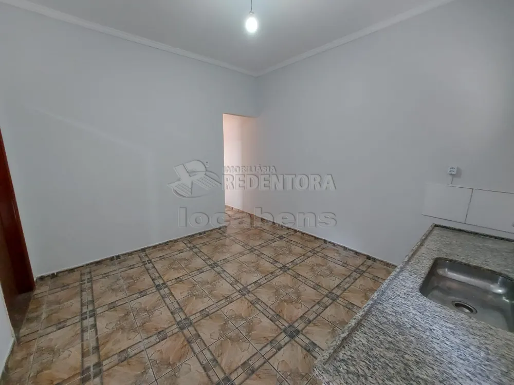 Alugar Casa / Padrão em São José do Rio Preto R$ 1.100,00 - Foto 8