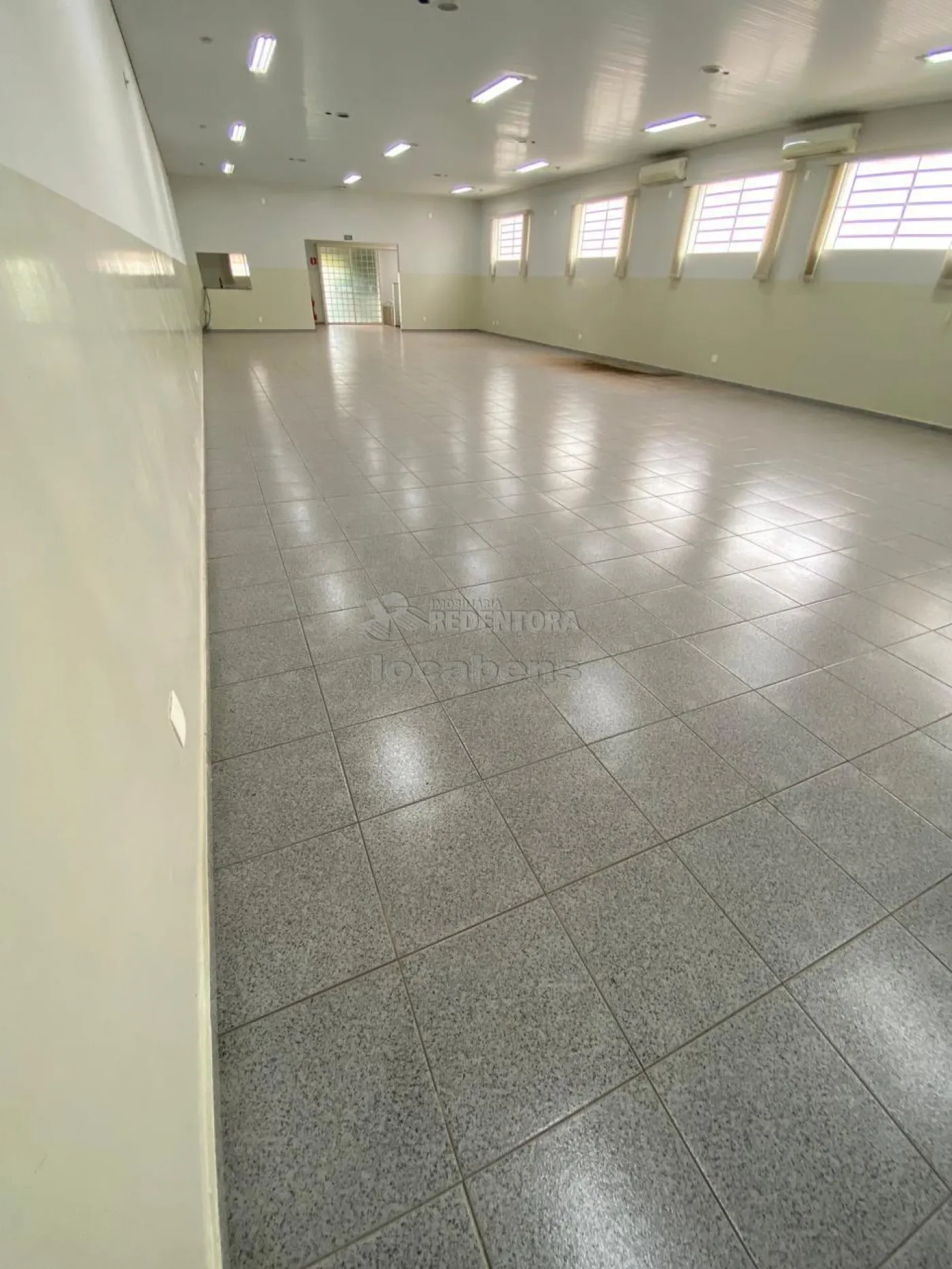 Alugar Comercial / Salão em São José do Rio Preto apenas R$ 7.500,00 - Foto 11