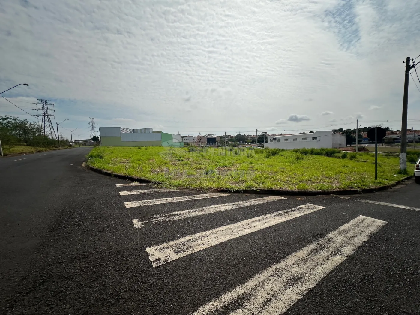 Comprar Terreno / Padrão em São José do Rio Preto apenas R$ 390.000,00 - Foto 1