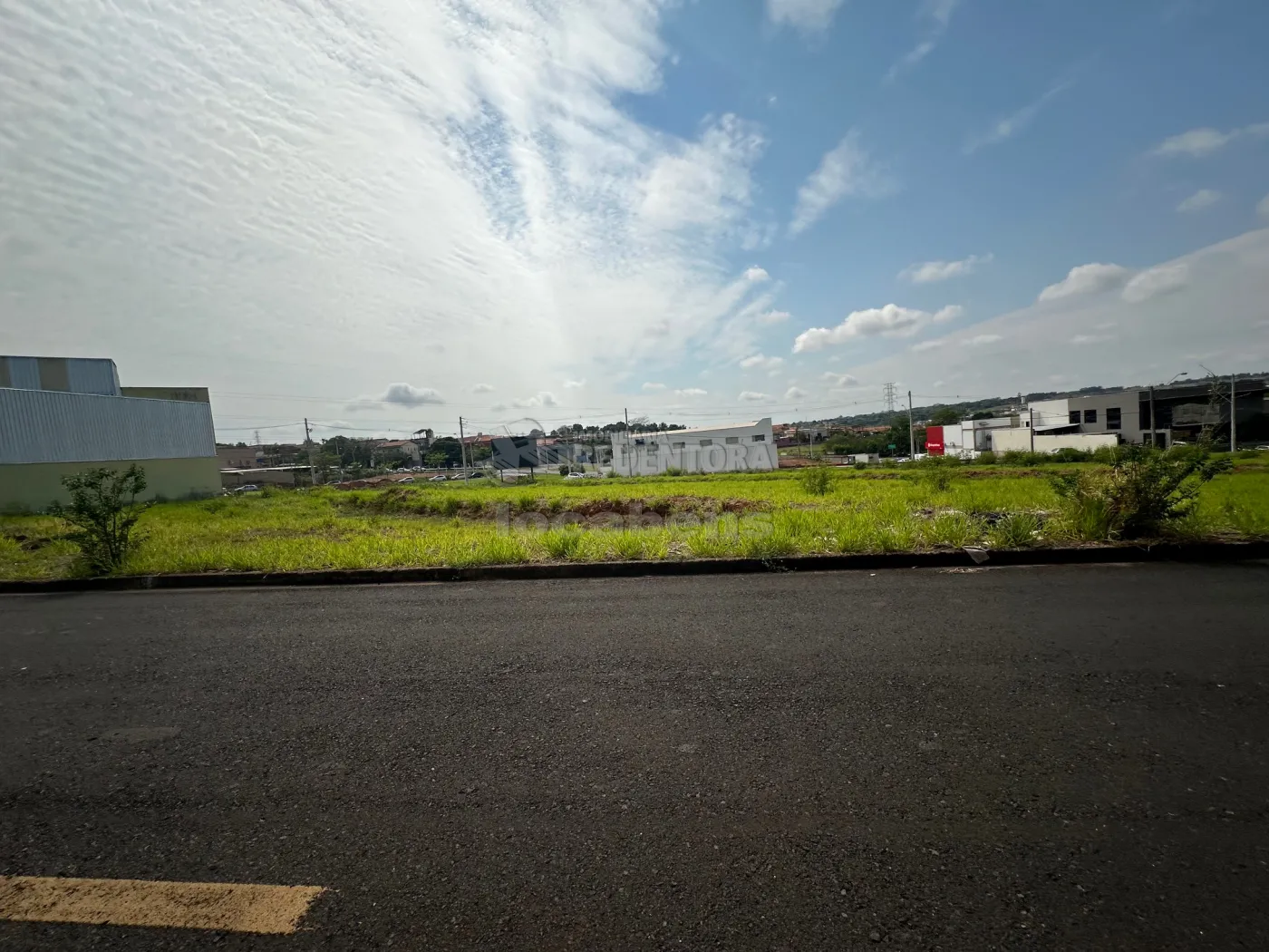 Comprar Terreno / Padrão em São José do Rio Preto - Foto 1