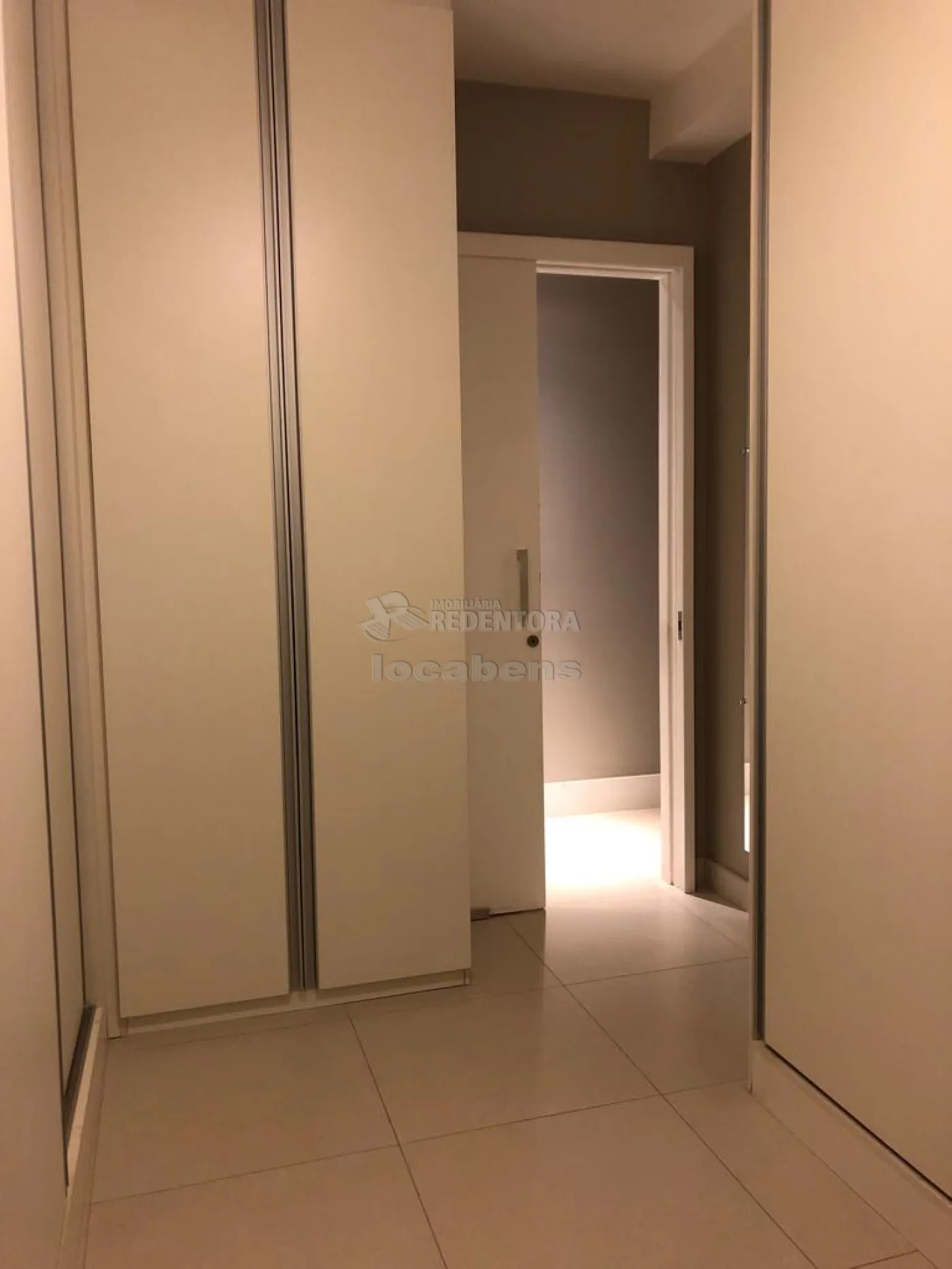 Alugar Apartamento / Padrão em São José do Rio Preto R$ 2.800,00 - Foto 2