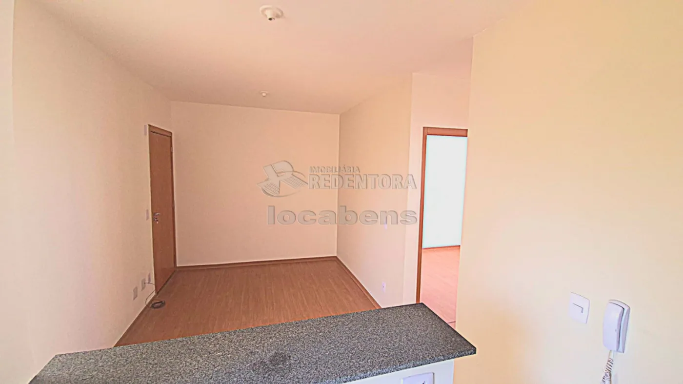 Alugar Apartamento / Padrão em São José do Rio Preto R$ 1.200,00 - Foto 9