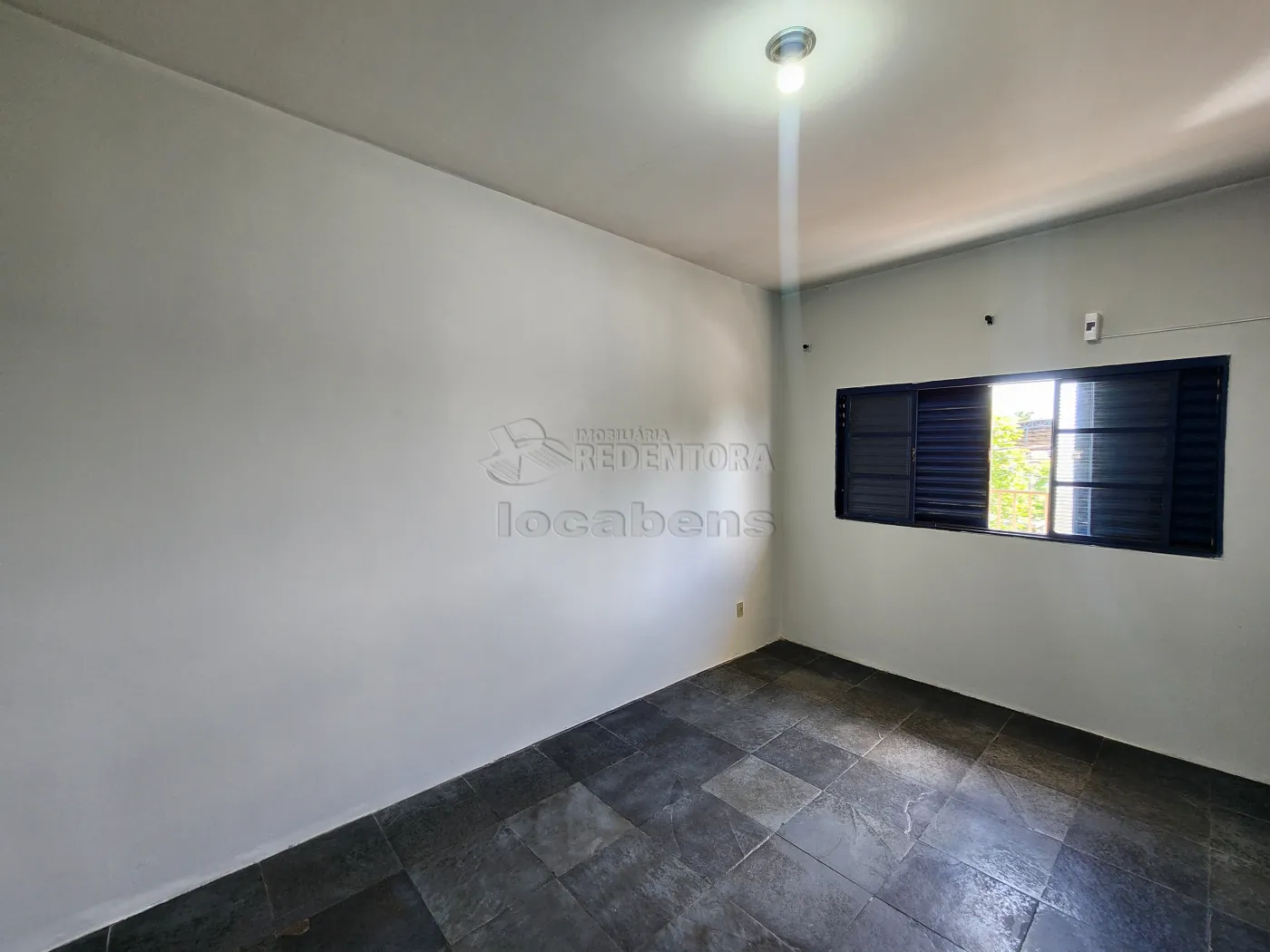 Apartamento para alugar com 2 quartos, 60m² - Foto 4