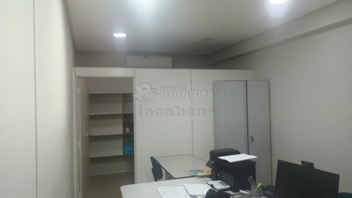 Comprar Comercial / Prédio Inteiro em São José do Rio Preto R$ 1.800.000,00 - Foto 32