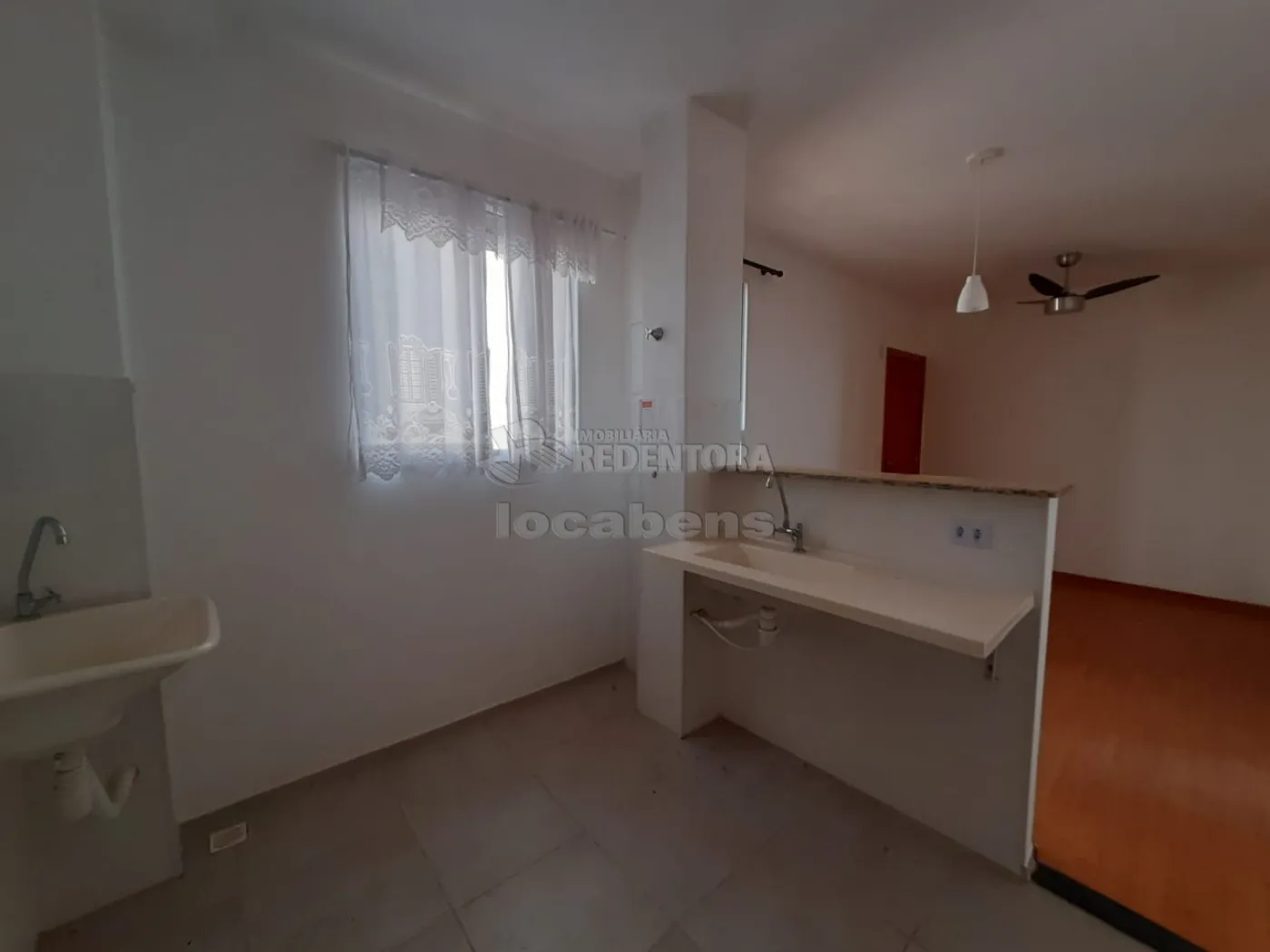 Alugar Apartamento / Padrão em São José do Rio Preto R$ 950,00 - Foto 3