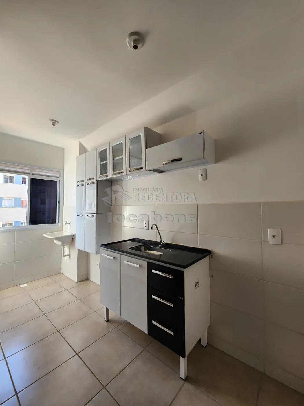 Alugar Apartamento / Padrão em São José do Rio Preto R$ 900,00 - Foto 3